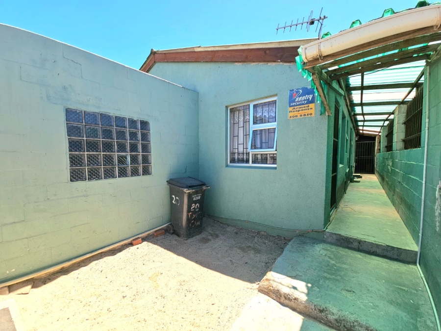 3 Bedroom Property for Sale in Roosendal Western Cape